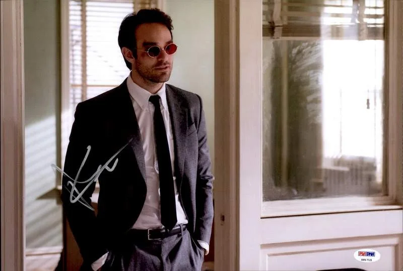 Charlie Cox — Charlie Cox PSA/DNA authentic signed 10x15 photo |CERT Autographed A00110