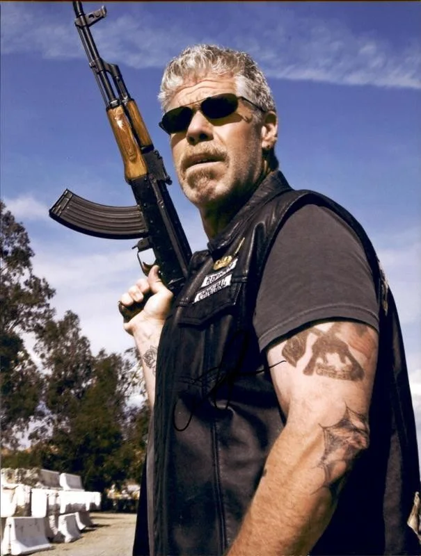 Ron Perlman — Ron Perlman authentic signed celebrity 11x14 photo W/Cert Autographed 2616a