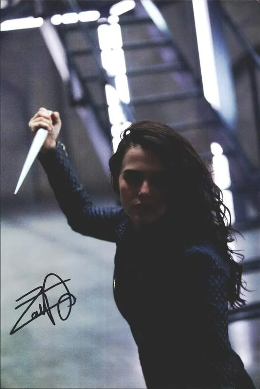 Zoey Deutch — Zoey Deutch authentic signed celebrity 10x15 photo W/Cert Autographed A000138