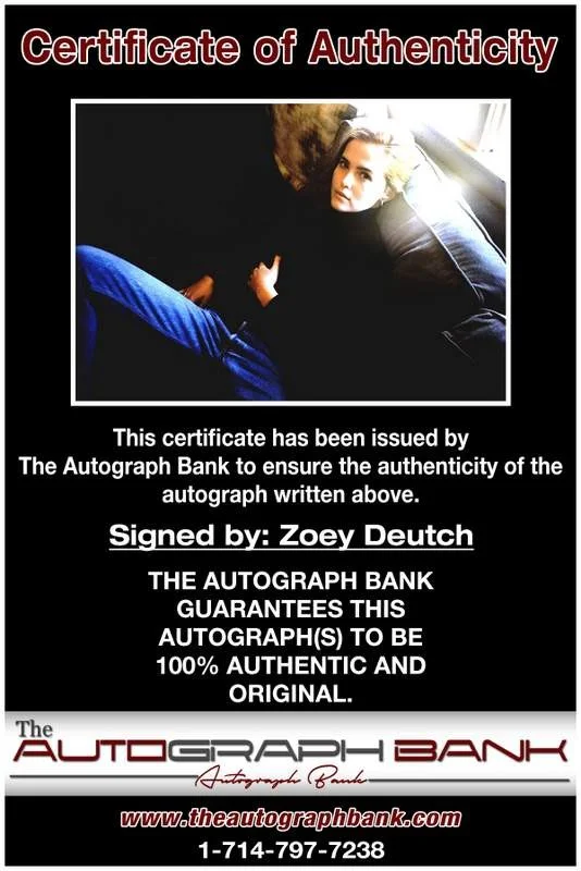 Zoey Deutch — Zoey Deutch authentic signed celebrity 10x15 photo W/Cert Autographed A000146, image 2