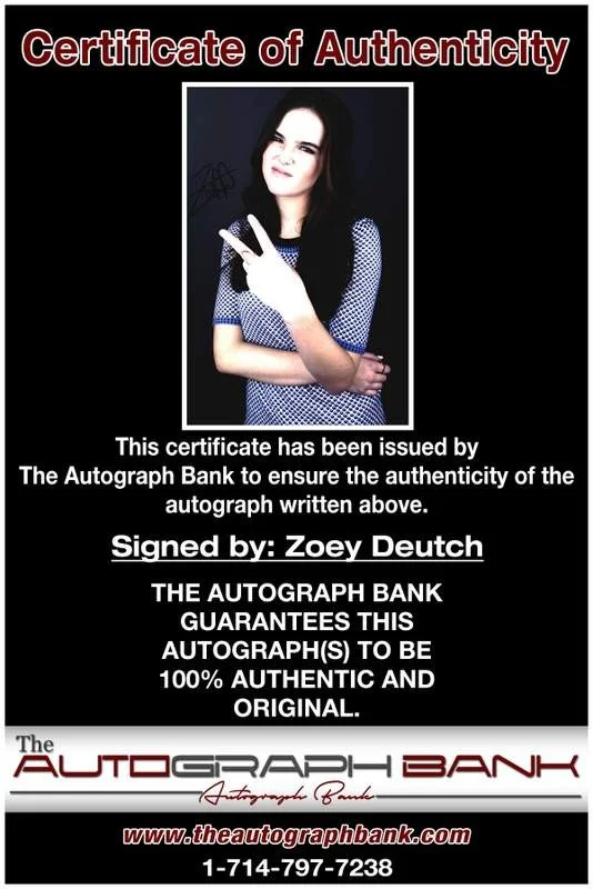 Zoey Deutch — Zoey Deutch authentic signed celebrity 10x15 photo W/Cert Autographed A000144, image 2