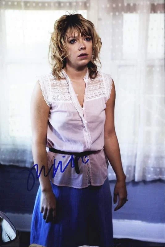 Mary Elizabeth Ellis — Mary Elizabeth Ellis authentic signed 10x15 photo |CERT Autographed A0005