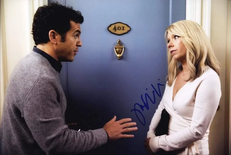 Mary Elizabeth Ellis — Mary Elizabeth Ellis authentic signed 10x15 photo |CERT Autographed A0013
