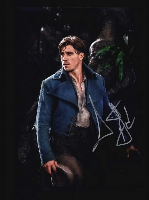 Garrett Hedlund — Garrett Hedlund authentic signed celebrity 10x15 photo W/Cert Autographed A0010