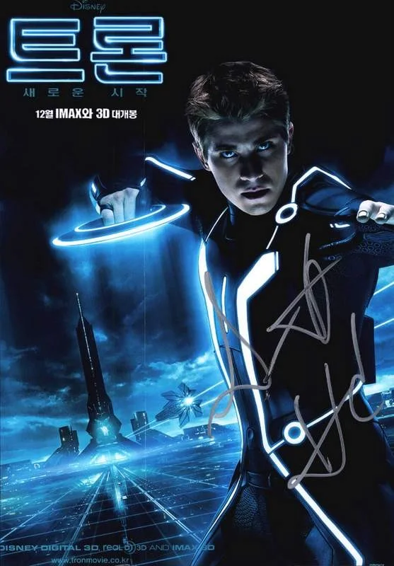 Garrett Hedlund — Garrett Hedlund authentic signed celebrity 10x15 photo W/Cert Autographed A0008
