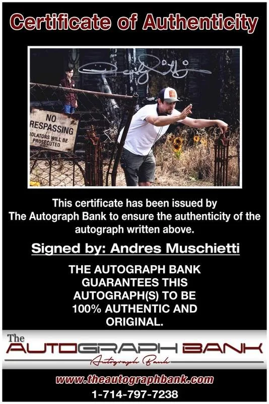 Andres Muschietti — Andres Muschietti authentic signed celebrity 10x15 photo |Cert Autographed A0001, изображение 2