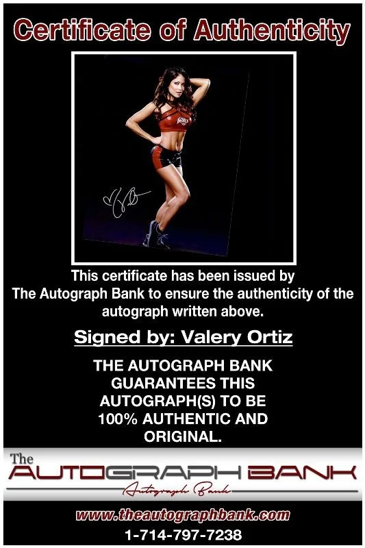 Valery Ortiz — Valery Ortiz authentic signed celebrity 8x10 photo W/Cert Autographed s, изображение 2