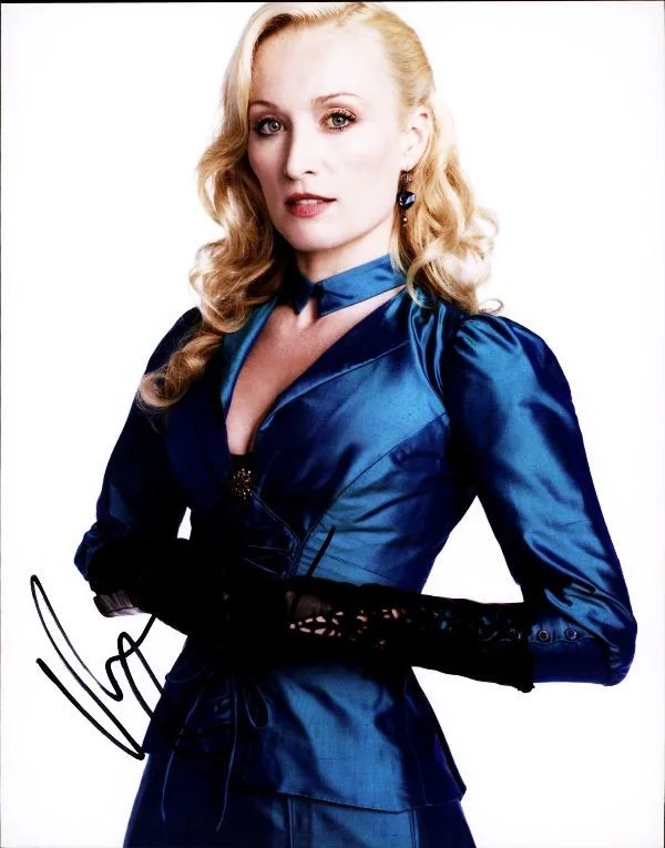 Victoria Smurfit — Victoria Smurfit authentic signed celebrity 8X10 photo |CERT Autographed 41916h1