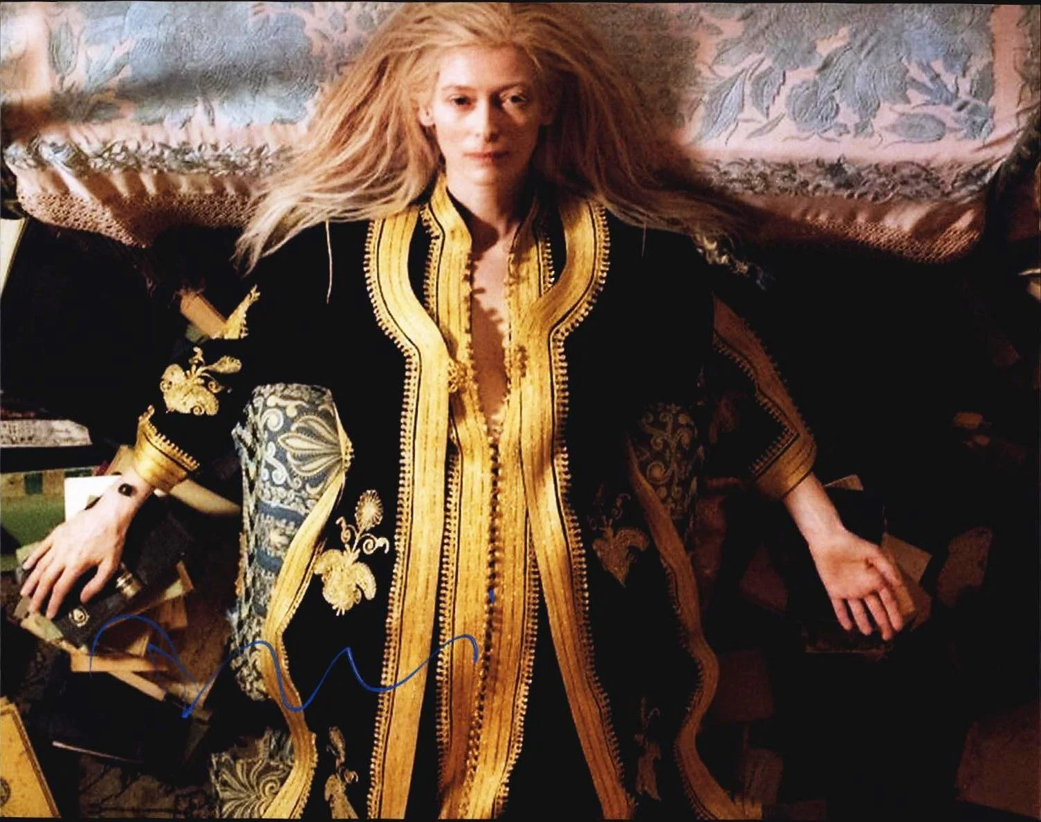 Tilda Swinton — Tilda Swinton authentic signed celebrity 8x10 photo W/Cert Autographed A9