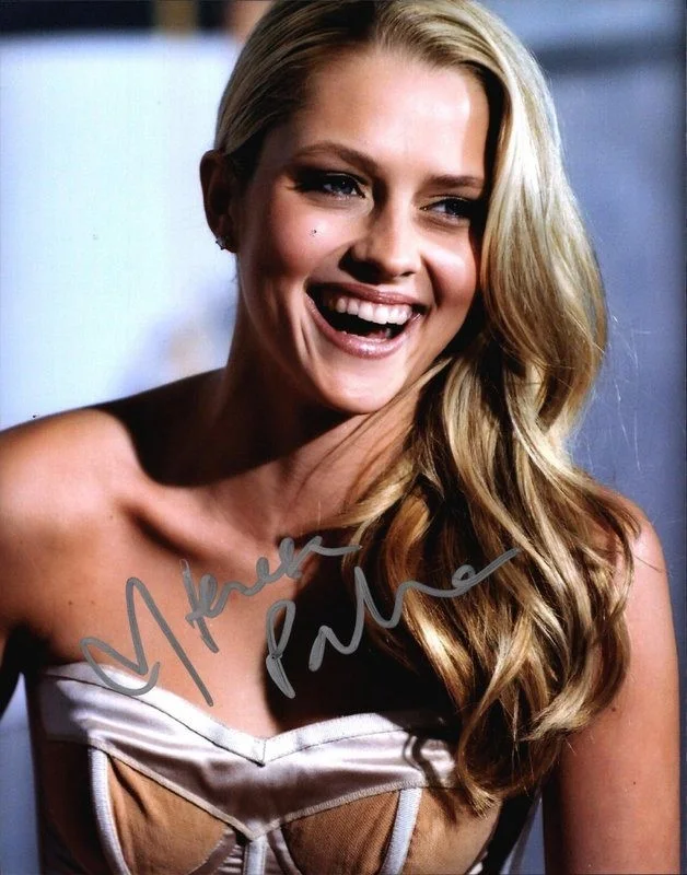 Teresa Palmer — Teresa Palmer authentic signed celebrity 8x10 photo W/Cert Autographed D3