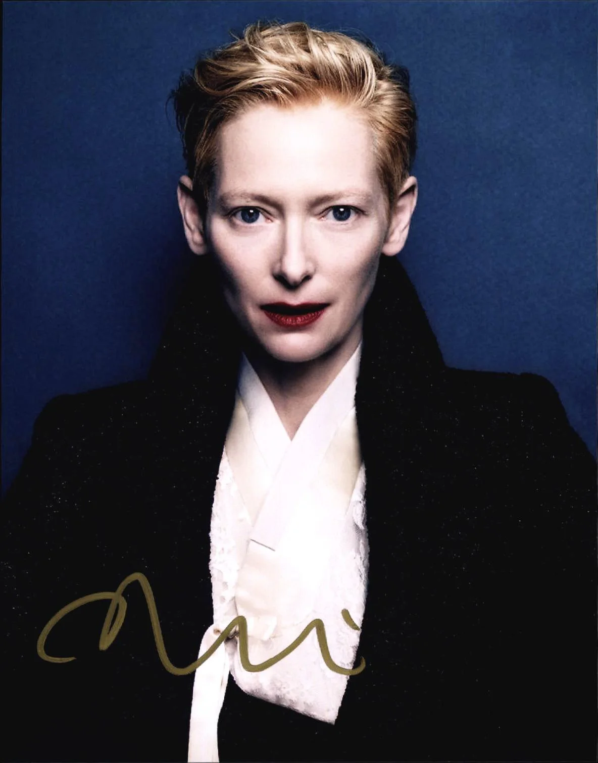 Tilda Swinton — Tilda Swinton authentic signed celebrity 8x10 photo W/Cert Autographed A2