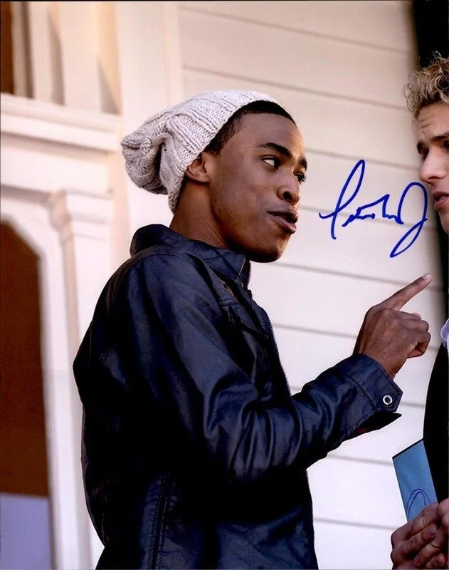 Titus Makin — Titus Makin authentic signed celebrity 8x10 photo W/Cert Autographed C19