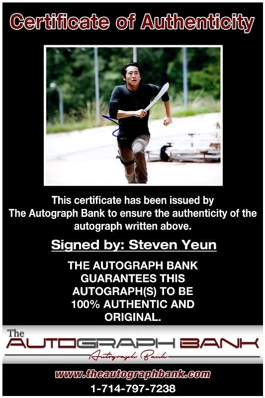 Steven Yeun — Steven Yeun authentic signed celebrity 8x10 photo W/Cert Autographed 2616c, изображение 2