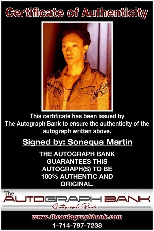 Sonequa Martin-Green — Sonequa Martin-Green authentic signed 8x10 photo |CERT Autographed C12, изображение 2