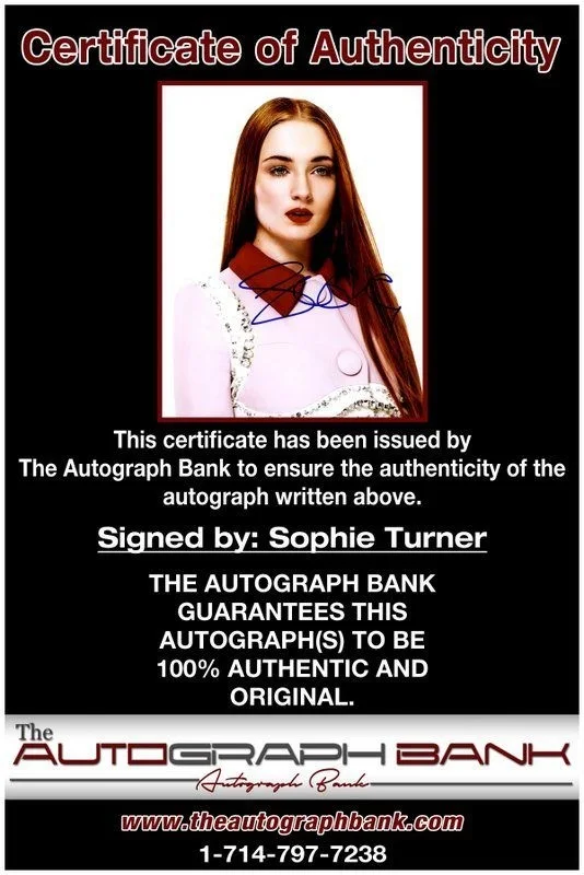 Sophie Turner — Sophie Turner authentic signed celebrity 8x10 photo W/Cert Autographed C6, изображение 2