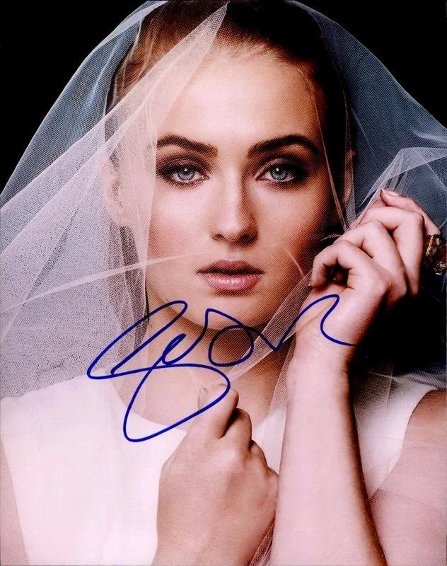 Sophie Turner — Sophie Turner authentic signed celebrity 8x10 photo W/Cert Autographed C7