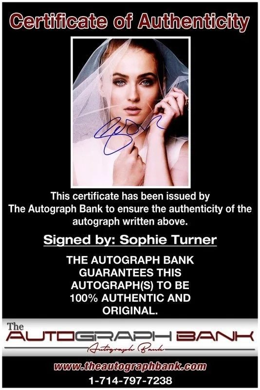Sophie Turner — Sophie Turner authentic signed celebrity 8x10 photo W/Cert Autographed C7, image 2
