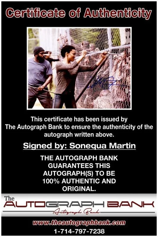 Sonequa Martin-Green — Sonequa Martin-Green authentic signed 8x10 photo |CERT Autographed C17, image 2