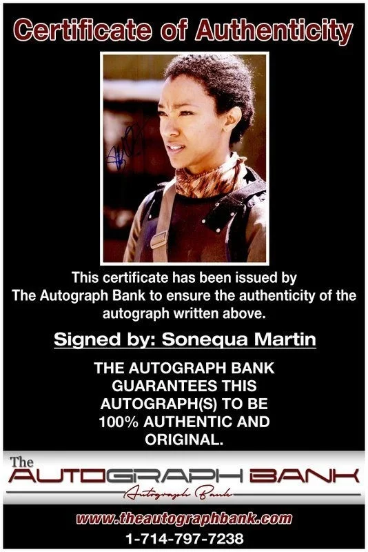 Sonequa Martin-Green — Sonequa Martin-Green authentic signed 8x10 photo |CERT Autographed C19, image 2
