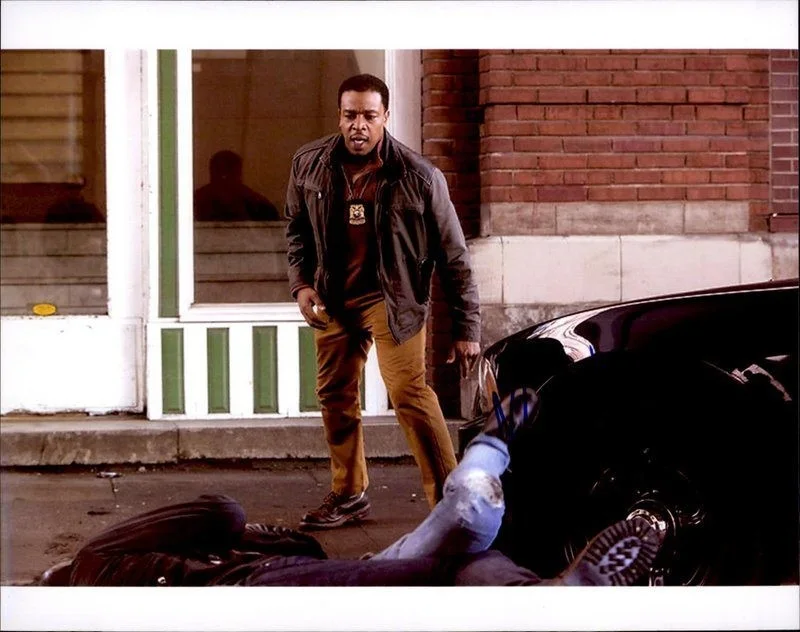 Russell Hornsby — Russell Hornsby authentic signed celebrity 8x10 photo W/Cert Autographed C2