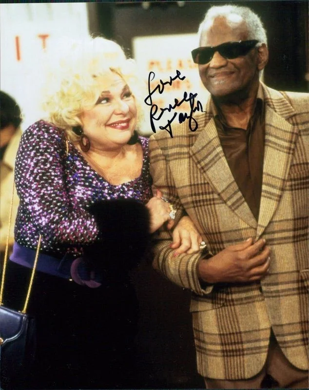 Renee Taylor — Renee Taylor authentic signed celebrity 8x10 photo W/Cert Autographed C4