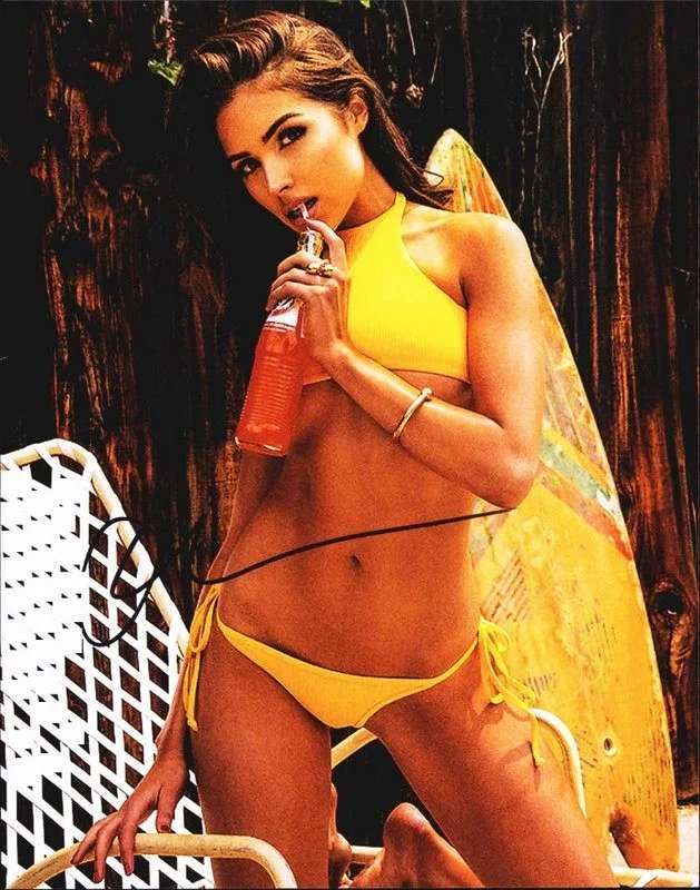 Olivia Culpo — Olivia Culpo authentic signed celebrity 8x10 photo W/Cert Autographed D2