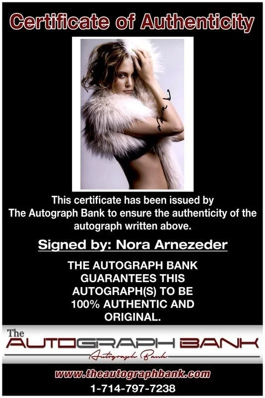 Nora Arnezeder — Nora Arnezeder authentic signed celebrity 8x10 photo W/Cert Autographed C5, изображение 2
