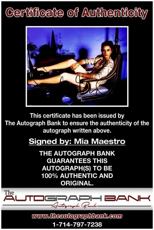 Mia Maestro — Mia Maestro authentic signed celebrity 8x10 photo W/Cert Autographed C5, изображение 2