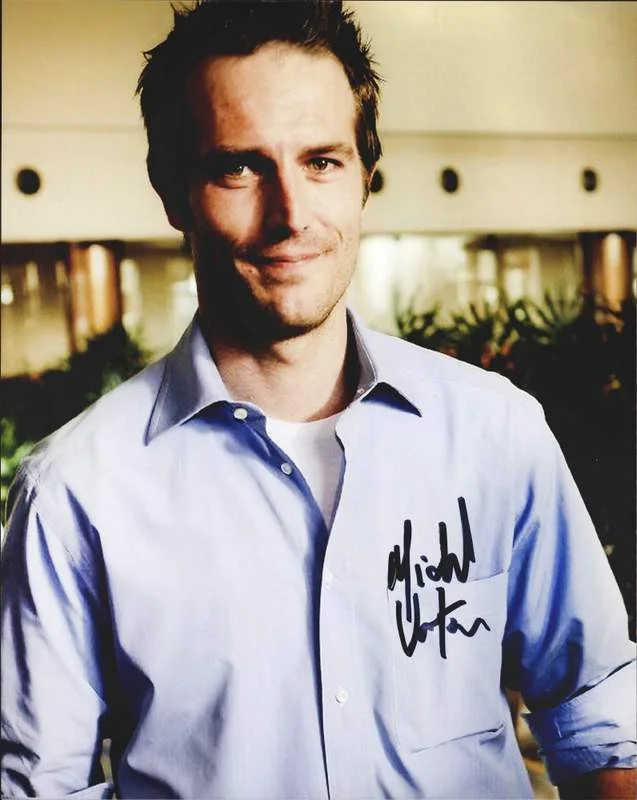 Michael Vartan — Michael Vartan authentic signed celebrity 8x10 photo W/Cert Autographed B0005