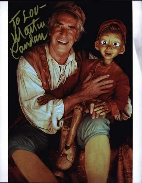 Martin Landau — Martin Landau authentic signed celebrity 8x10 photo W/Cert Autographed (B0001)