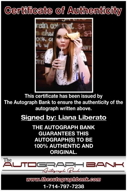 Liana Liberato — Liana Liberato authentic signed celebrity 8x10 photo W/Cert Autographed A0021, изображение 2
