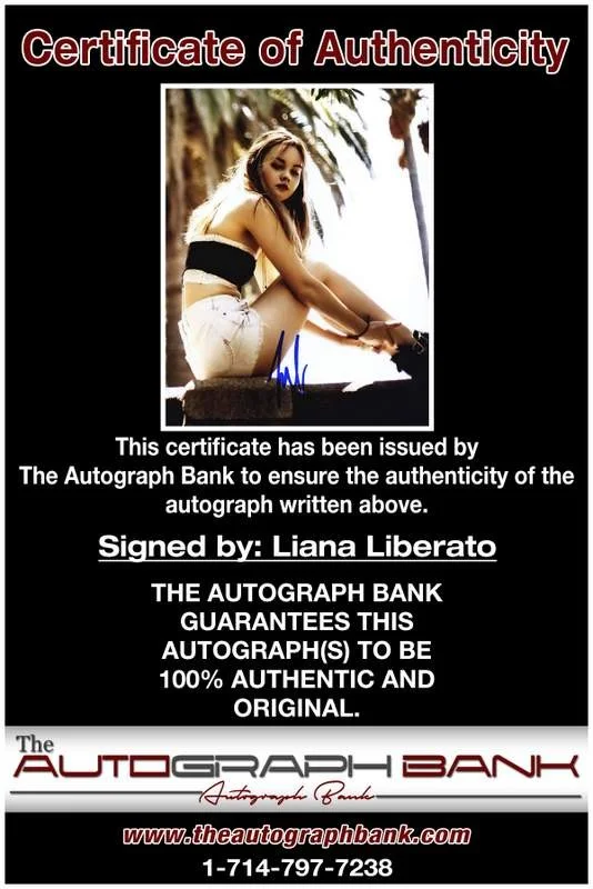 Liana Liberato — Liana Liberato authentic signed celebrity 8x10 photo W/Cert Autographed A0025, image 2