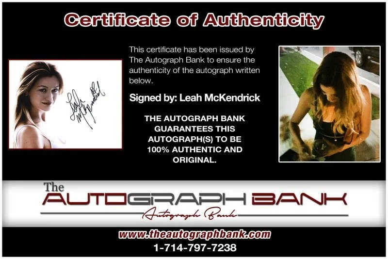 Leah McKendrick — Leah McKendrick authentic signed celebrity 8x10 photo W/Cert Autographed D3, изображение 2