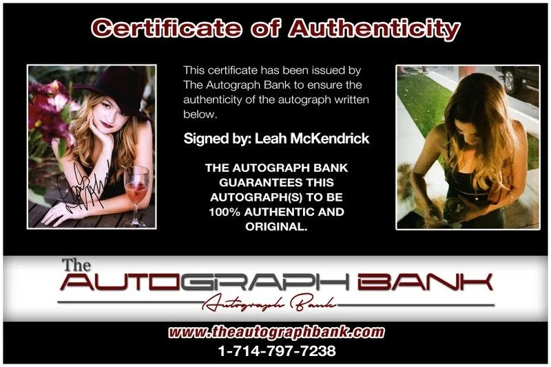 Leah McKendrick — Leah McKendrick authentic signed celebrity 8x10 photo W/Cert Autographed D6, изображение 2