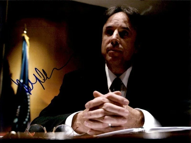 Kevin Nealon — Kevin Nealon authentic signed celebrity 8x10 photo W/Cert Autographed C11