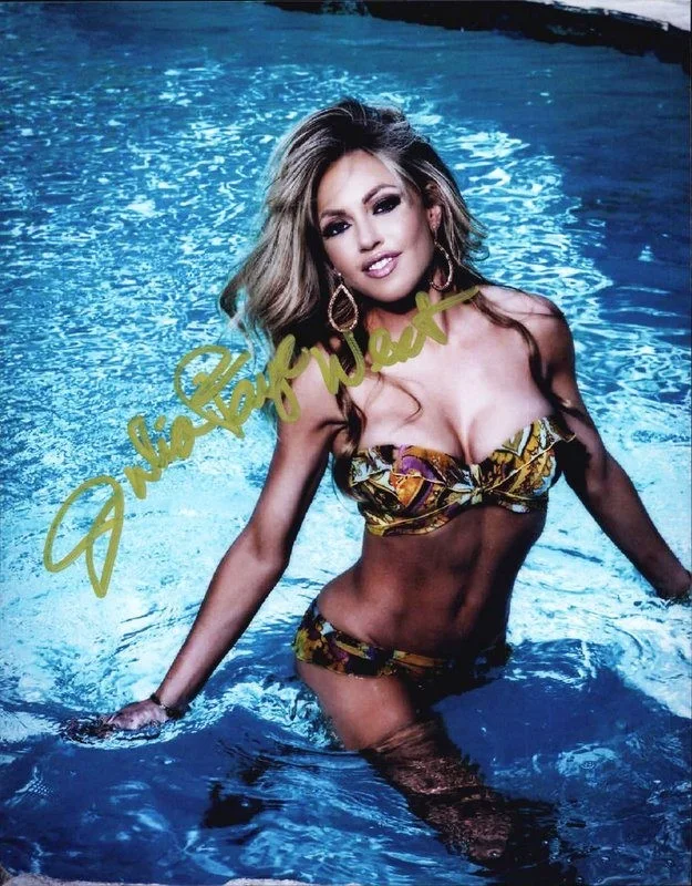 Julia Faye West — Julia Faye West authentic signed celebrity 8x10 photo W/Cert Autographed D13