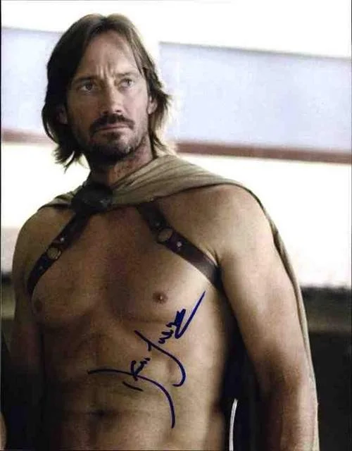 Kevin Sorbo — Kevin Sorbo authentic signed celebrity 8x10 photo W/Cert Autographed (B0246)
