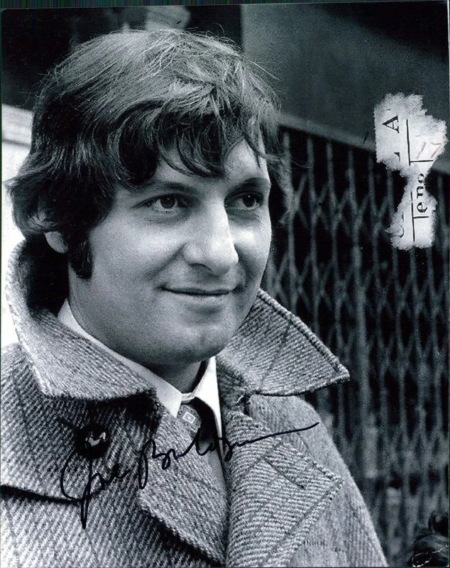 Joseph Bologna — Joseph Bologna authentic signed celebrity 8x10 photo W/Cert Autographed C5