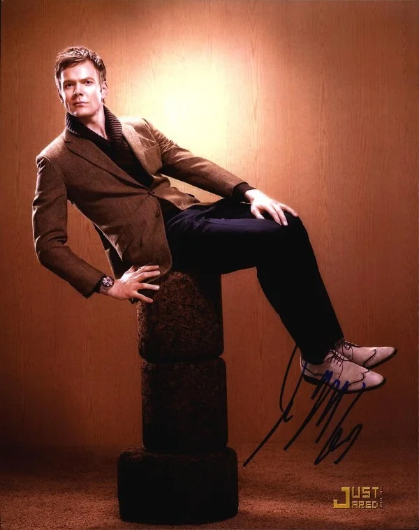 Joel McHale — Joel McHale authentic signed celebrity 8x10 photo W/Cert Autographed 51816b1
