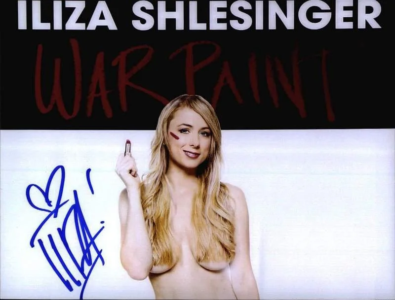 Iliza Shlesinger — Iliza Shlesinger authentic signed celebrity 8x10 photo W/Cert Autographed B0001