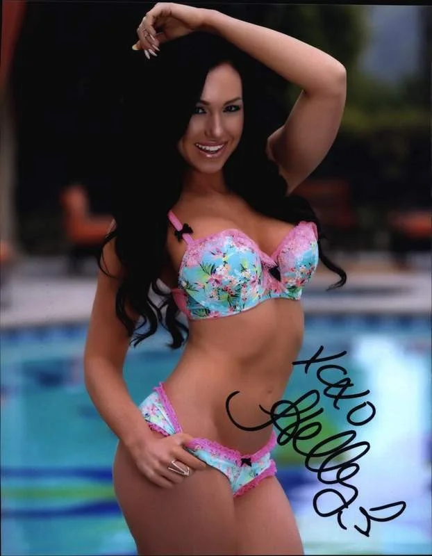 Holly Bortolazzo — Holly Bortolazzo authentic signed model 8x10 photo W/Cert Autographed A0009