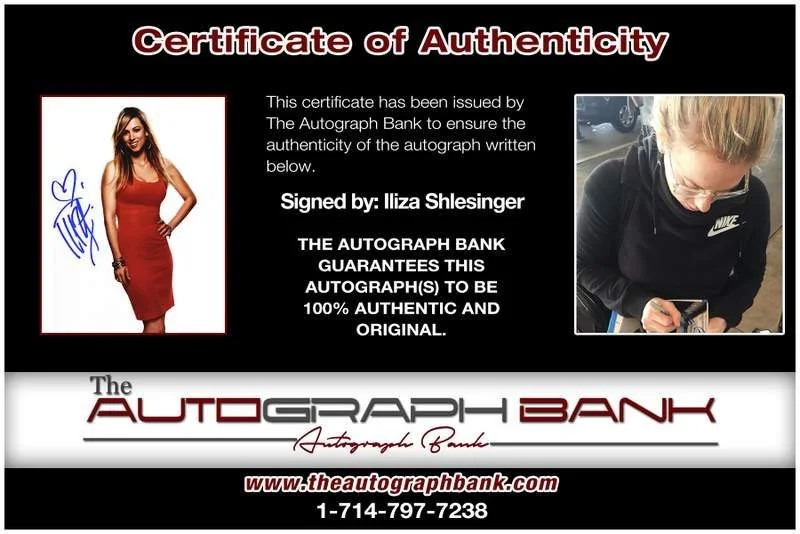 Iliza Shlesinger — Iliza Shlesinger authentic signed celebrity 8x10 photo W/Cert Autographed B0002, изображение 2