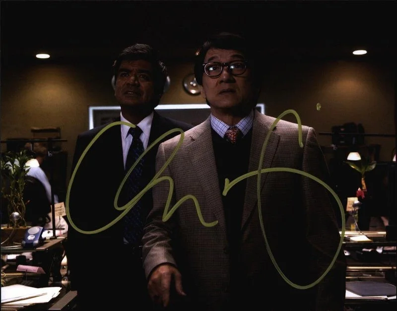 George Lopez — George Lopez authentic signed celebrity 8x10 photo W/Cert Autographed D11