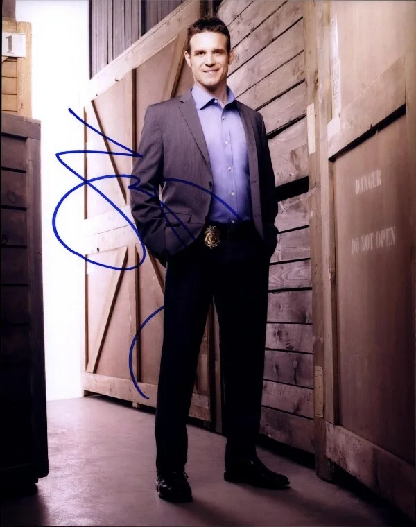 Eddie McClintock — Eddie McClintock authentic signed celebrity 8x10 photo |CERT Autographed 1326g9