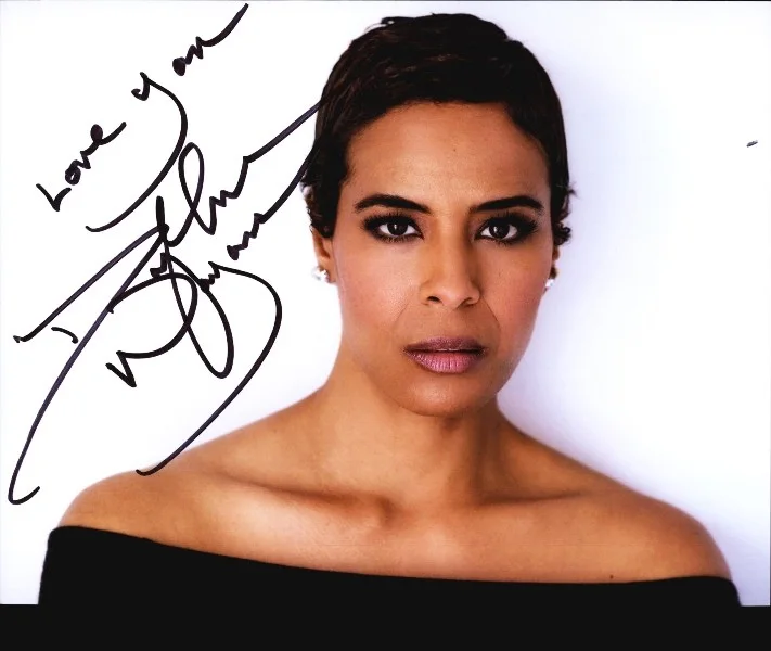 Daphne Wayans — Daphne Wayans authentic signed celebrity 8x10 photo W/Cert Autographed 51816a1
