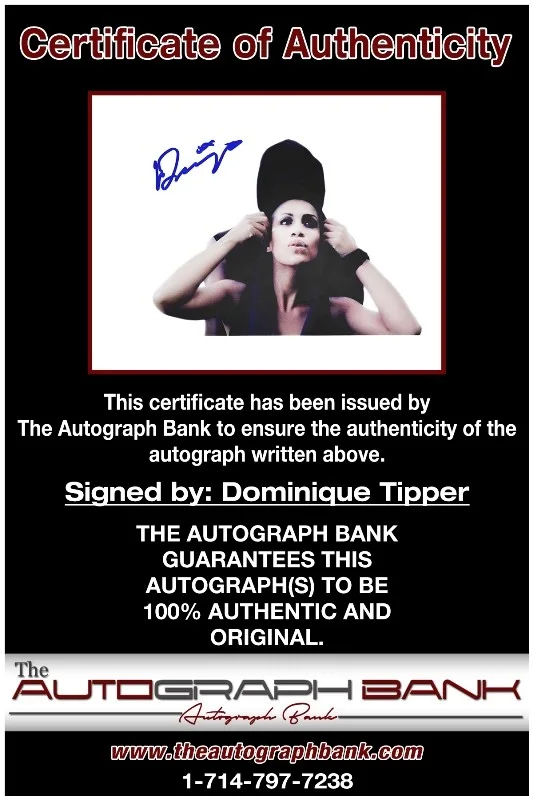 Dominique Tipper — Dominique Tipper authentic signed celebrity 8x10 photo |CERT Autographed 40216b1, image 2
