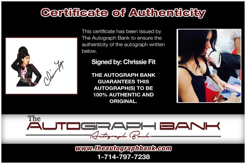 Chrissie Fit — Chrissie Fit authentic signed celebrity 8x10 photo W/Cert Autographed D9, изображение 2