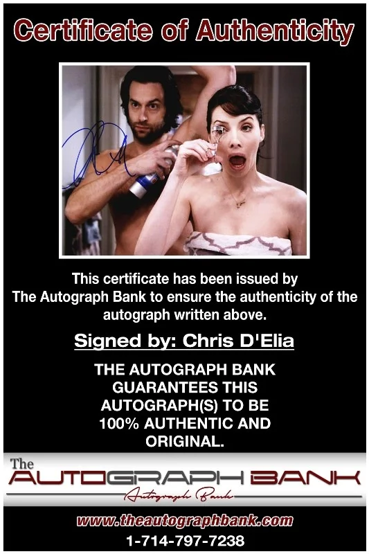 Chris D'Elia — Chris D'Elia authentic signed celebrity 8x10 photo W/Cert Autographed 51816c1, изображение 2