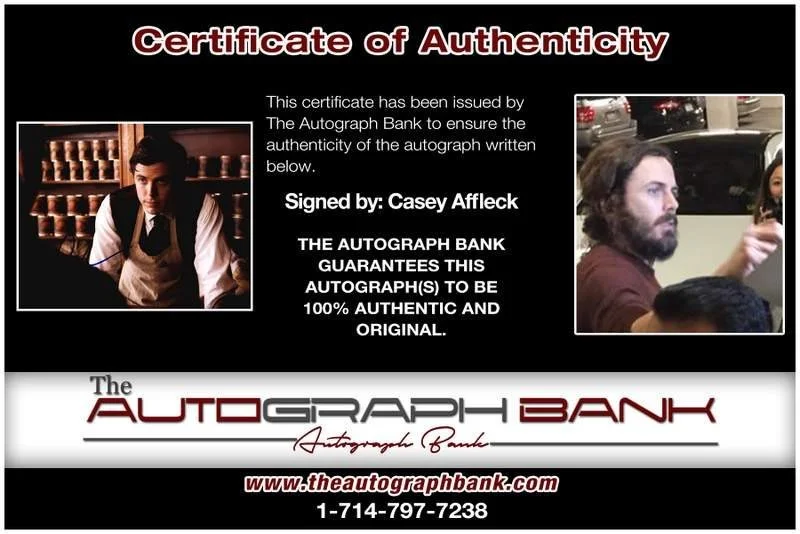 Casey Affleck — Casey Affleck authentic signed celebrity 8x10 photo W/Cert Autographed B0004, image 2