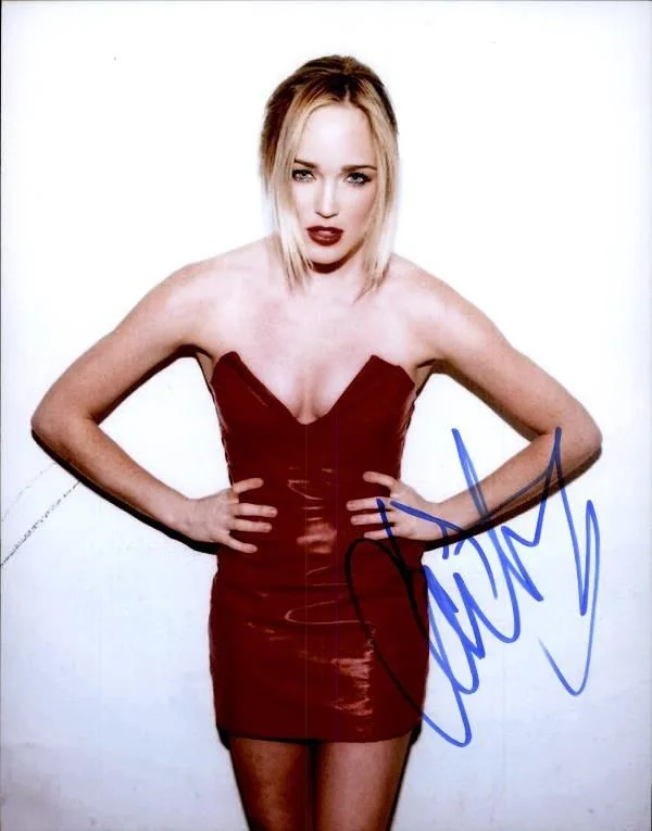 Caity Lotz — Caity Lotz authentic signed celebrity 8x10 photo W/Cert Autographed 2616b